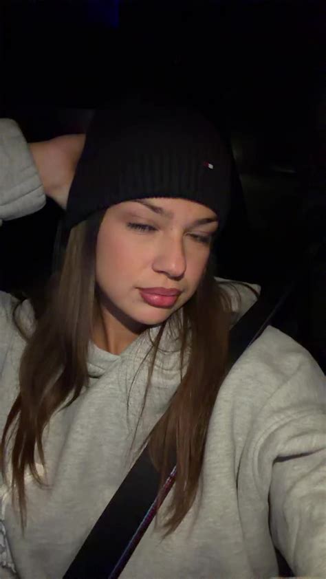 Helenaxenia Onlyfans Leak