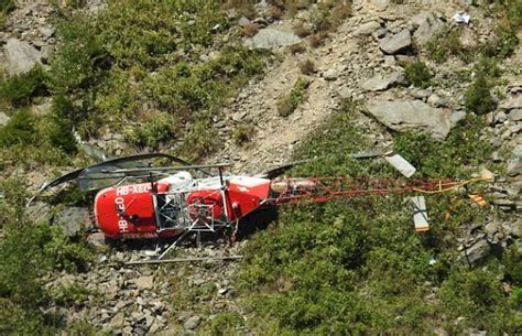 Helicopter crashes during landing in Switzerland, all 5 aboard unharmed