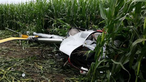 Helicopter crashes into Illinois cornfield, killing pilot