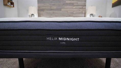 Helix Mattress Review Reasons to Buy/NOT Buy (2024)