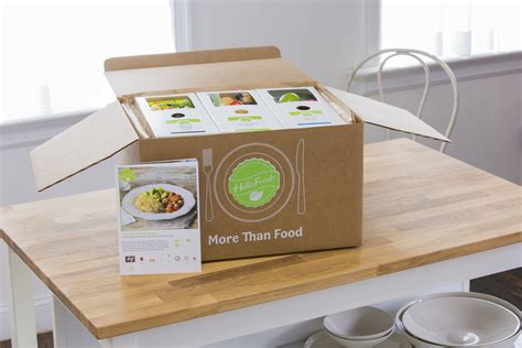 Hello fresh alternative. Feb 9, 2023 · Bargain Box is actually very similar to Hello Fresh. Again, at the time of writing, they both have three different types of food boxes available. Bargain Box offers the Mini box (feeds 2 people), Regular box (feeds 4), and the Mega box (feeds six people). You can choose to get these boxes delivered either 3 nights a week or 5 nights. 