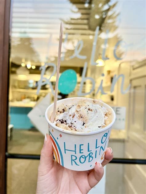 Hello robin bakery. Pick up a batch of birthday cookies or opt for a classic cake at Hello Robin, a Seattle bakery sure to hit the spot. Little guys and gals will also love dini... 