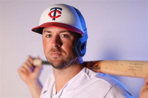 Help from Twins coaches leads Kyle Farmer to success at the plate