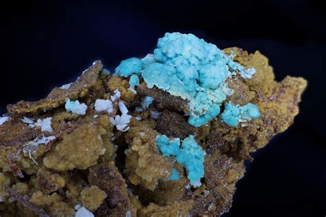 Hemimorphite – The Pebble Collection