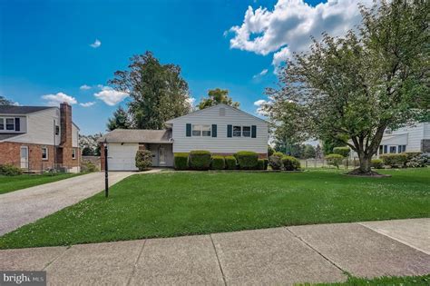 Hemlock ln. Nearby homes similar to 603 Hemlock Ln have recently sold between $151K to $620K at an average of $195 per square foot. SOLD JUN 15, 2023. $150,500 Last Sold Price. 3 Beds. 2 Baths. 1,466 Sq. Ft. 1212 EL Camino Rd, LAKELAND, FL 33805. SOLD MAR 13, 2023. 