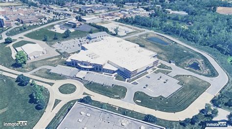 Hendricks county jail visitation.  This medium-security jail houses inmat...