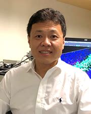 Heng Du is Andrew W. Mellon Assistant Professor of Chinese in the De