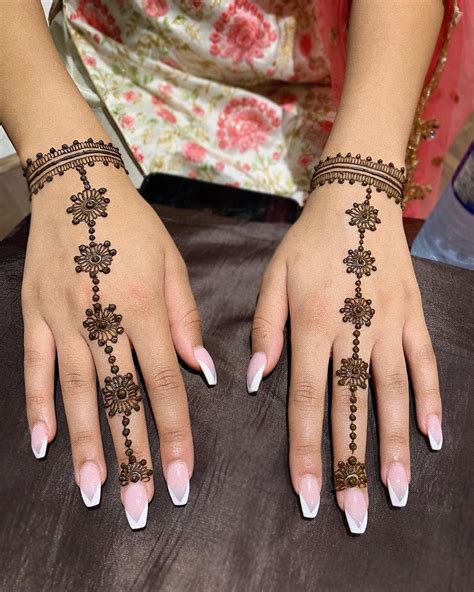 Henna for one nyt. Things To Know About Henna for one nyt. 