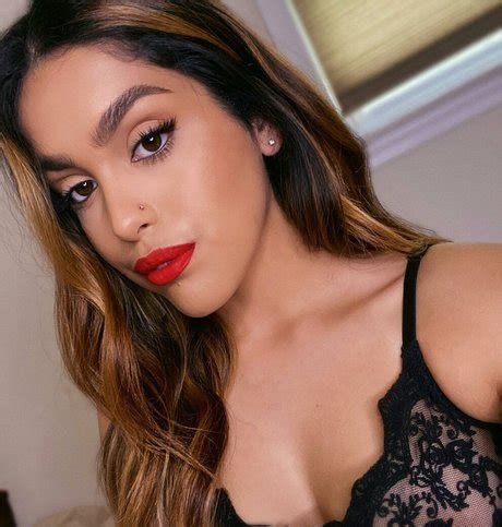 Henna onlyfans leaks