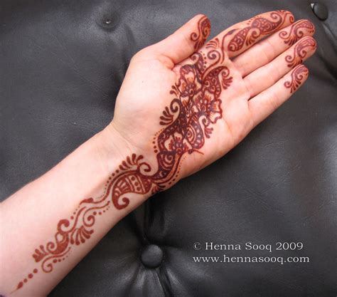 Hennasooq - There has been so many amazing changes at Henna Sooq including new products, courses, hair regimen bundles and our 15th year anniversary party is coming up on September 26, 2020. There has been many delays though, due to COVID19. There is a shortage of henna due to not being able to import it.