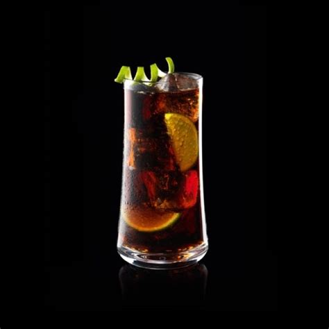 Hennessy and coke. A gratifying recipe for Hennessy and Coke made with Hennessy® cognac and Coca-Cola®. Ingredients:2 oz Hennessy® cognac10 oz Coca-Cola® Method:Pour Hennessy cognac into a large collins glass filled with ice. Add Coca-cola, stir lightly, and serve.Serve in:Collins Glass 