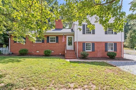 1 / 28. $309,998. 4 beds 2 baths 1,510 sq ft 3,920 sq ft (lot) 5205 Blue Ridge Ave, Richmond, VA 23231. ABOUT THIS HOME. Henrico County, VA home for sale. Welcome to 309 West Drive Circle, this painted brick cape cod positioned on a large, private corner lot in the desirable neighborhood of Westham.