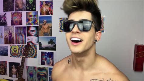 Henrique Lima dançando funk #1 - Xvideos