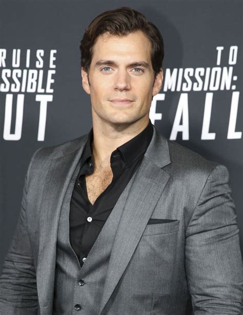 Henry Cavill Goes Instagram Official with