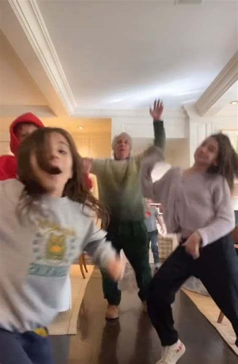 Henry Winkler TikTok Moment - YouTube