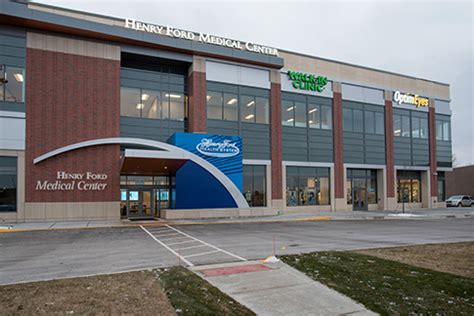 Henry Ford OptimEyes Super Vision Center - Troy. 735 John R. Troy, MI 48083. Maps & Directions Hospital Privileges. Henry Ford Hospital; Henry Ford West Bloomfield Hospital; Patient Ratings. Overall Patient Ratings : 4.9 out of 5.. 