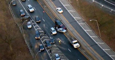 wabc. BRONX (WABC) -- Authorities are on the scene of a multi-vehicle accident on the Henry Hudson Parkway in Van Cortlandt Park in the Bronx. At least 15 vehicles appear to be involved in the .... 