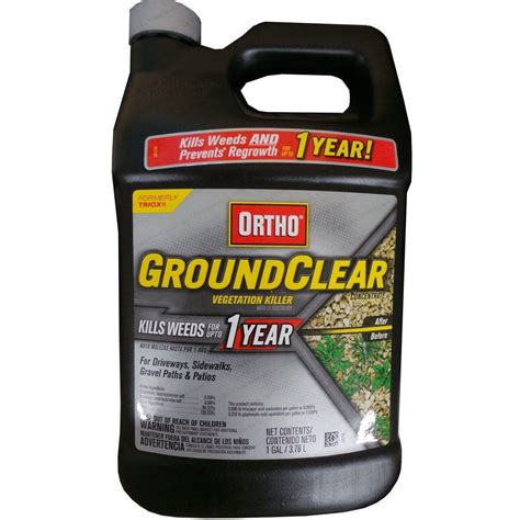Pull weeds growing through asphalt. Use homemade vinegar weed killer. Try boiling water. Apply weed killer. Fill asphalt cracks. You expect to deal with the occasional weed in your yard or vegetable garden, but pesky, persistent weeds growing through cracks in asphalt and other hard surfaces can cause a problem in your driveway.. 