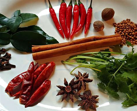 Herbs and Spices used in Thai Cuisine Thai Ginger