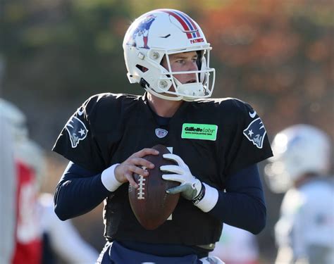 Here’s the latest on Patriots’ quarterback situation heading into Week 13
