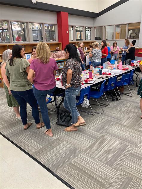 Heritage Elementary School in Olathe KS - SchoolDigger