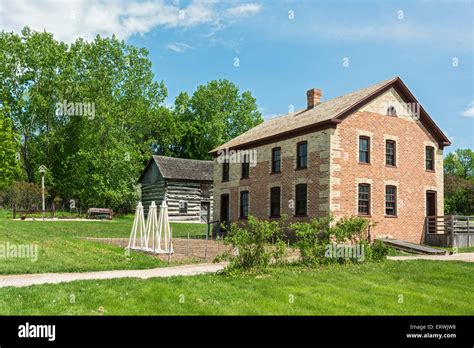 Heritage hill wisconsin. An overview tour of Heritage Hill State Historical Park near Green Bay Wisconsin.http://heritagehillgb.org/ 