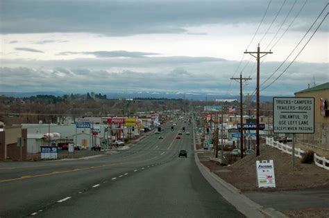 Hermiston or. About. In 2021, Hermiston, OR had a population of 19.1k people with a median age of 30.4 and a median household income of $60,971. Between 2020 and 2021 the population of … 