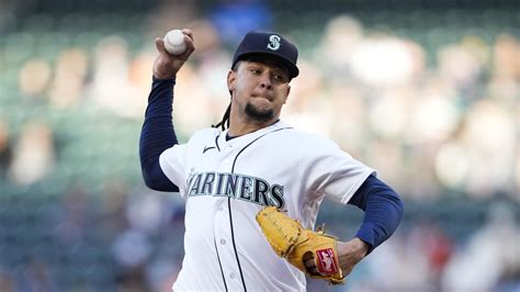 Hernández, Pollock both homer twice as Mariners rout Angels