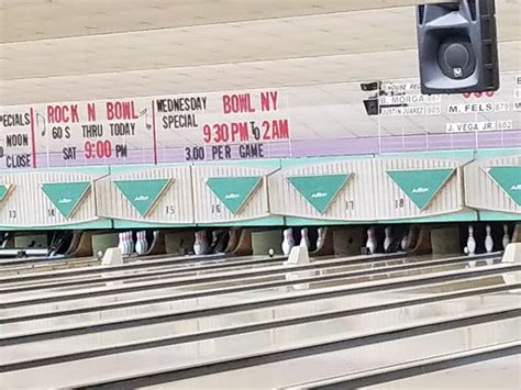 Herrill lanes. 22 Feb 2021 ... Herrill Lanes – New Hyde Park. If you're looking for a non-chain bowling alley, Herrill Lanes is for you. This family-oriented spot has been ... 