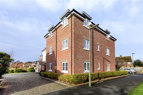 Hersham, Surrey new flats for sale - Buy new flats in Hersham, …