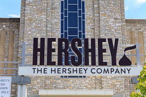 The Dividend Yield % of The Hershey Co(HSY) is 2.33% (As of Today), Highest Dividend Payout Ratio of The Hershey Co(HSY) was 0.56. The lowest was 0.44. And the median was 0.5. The Forward Dividend Yield % of The Hershey Co(HSY) is 2.5%. For more information regarding to dividend, please check our Dividend Page. 
