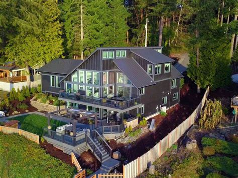 The contest rules state: "In lieu of taking title to the HGTV Dream Home 2024 (and the contents of the HGTV Dream Home 2024), the grand prize winner will have the option of receiving $650,000 in .... 