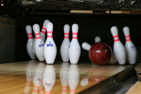 Hi-Way Bowl Sarnia-Lambton Bowling Lanes - Home