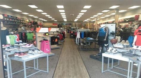 Hibbett Sports, 204 Walmart Cir, Booneville, MS 38829. Our Booneville, MS, Hibbett Sports is conveniently located in the 2nd Street Plaza at the intersection of N. Second Street and N. College Street, close to Walmart. Hibbett Sports is one of the fastest growing retailers in the country, with over 1,000 stores in 34 states.. 
