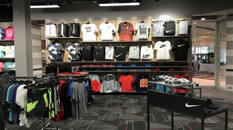 Hibbett sports in hattiesburg. Hibbett Sports store, location in Cloverleaf Center (Hattiesburg, Mississippi) - directions with map, opening hours, reviews. Contact&Address: 5912 U.S. 49, Hattiesburg, Mississippi-MS 39401, US Enter search query 