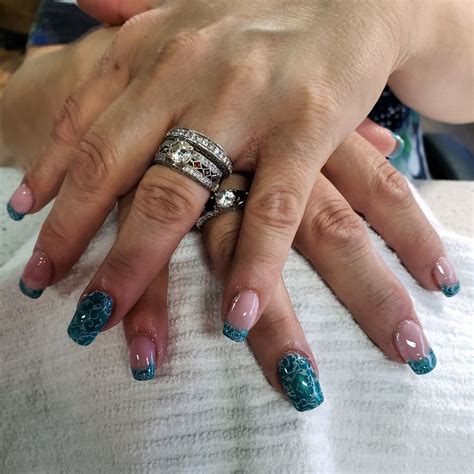 Come by our salon for the best treatments for nail, hair, and skincare. Our licensed estheticians know exactly how to relax and restore you. Located at 14 23rd Ave. NE in Hickory, our salon has a carefully crafted vibe to ensure you feel comfortable. Let our friendly staff treat you like family, whether you need your nails done for a job .... 
