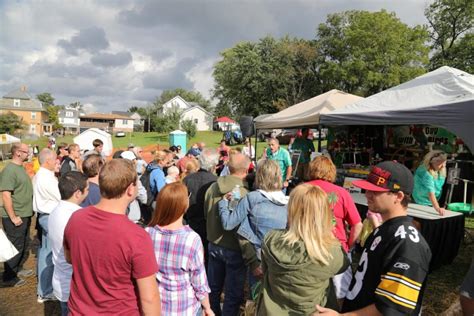 Hickory pa apple festival. ICS. The 2023 Hickory Apple Festival will return on October 7th & 8th! You will be able to experience all of your favorites such as live entertainment, unique crafters, … 