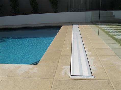 Hidden Pool Cover - Photos & Ideas Houzz