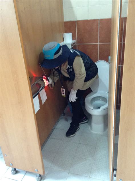 Hidden cam in toilet. Cute chinese girls in public toilet. Watch toilet chinese spy cam 290 on ThisVid, the HD tube site with a largest voyeur collection. Welcome to the ThisVid - #1 place for your homemade videos. ... video 13 HD 4:42 91% 7465 5 months ago LIKES Chinese girl selfie poop 02 9:49 80% 1560 9 months ago LIKES Hidden cam 7 ... 