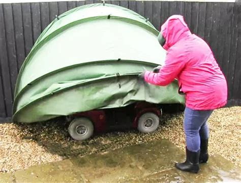 HideyHood Mobility Scooter/Wheelchair Storage Cover