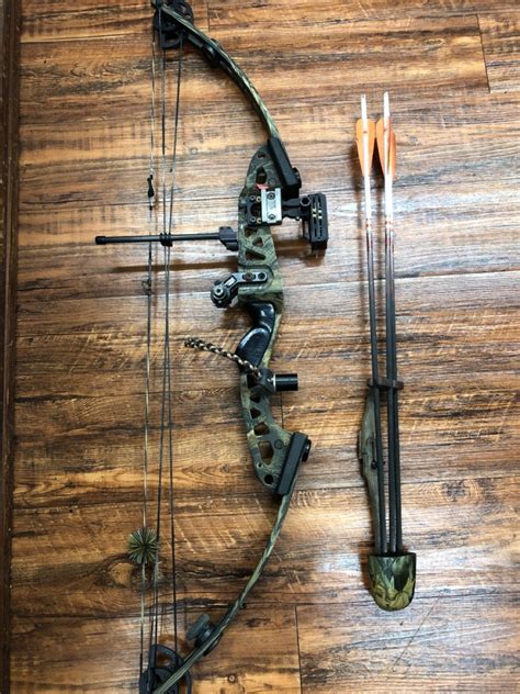 I received a compound bow, need new string, dont know what size/length to get .. its a dual cam HCA High Country Vibra Flex Armor bow .. cant find much info on the web about this model .. string length it has a sticker on it that says dont use bow press to re-string as a white sticker below that.... 