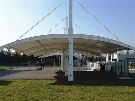 High peak canopy.  lofty: a high wall.  good: high moral principles.  high&middot;er , high&middot...