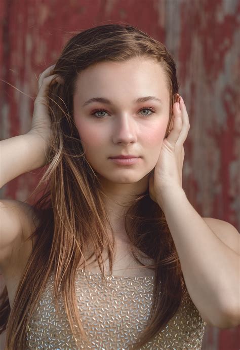 High resolution teen nudes.  althrough compared to original version this i...