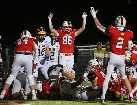 High school football: Centennial tops Rosemount to reach state semis for first time since 1984