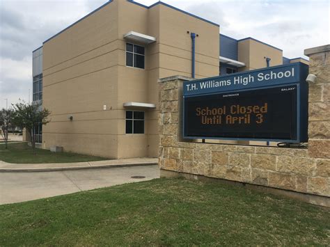 High schools in plano tx. Dec 6, 2023 · Vines High School located in Plano, Texas - TX. Find Vines High School test scores, student-teacher ratio, parent reviews and teacher stats. We're an independent nonprofit that provides parents with in-depth school quality information. 