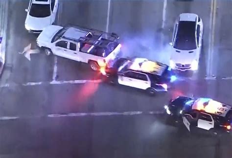 High speed chase yesterday in los angeles. Aug. 31, 2022 5:58 PM PT. A Los Angeles police car dash cam of a pursuit shows officers chased a fleeing motorist at high speed for at least 80 seconds before the suspect went through a... 