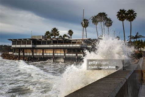 Oct 4, 2017 · Tide Times and Heights. United States. CA. Santa Barbara County. Haskells Beach. 1-Day 3-Day 5-Day. Tide Height. Wed 11 Oct Thu 12 Oct Fri 13 Oct Sat 14 Oct Sun 15 Oct Mon 16 Oct Tue 17 Oct Max Tide Height. 13ft 8ft 3ft. . 