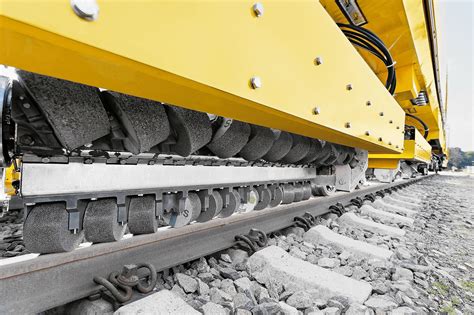 High-speed rail grinding and metal removal - Railway …