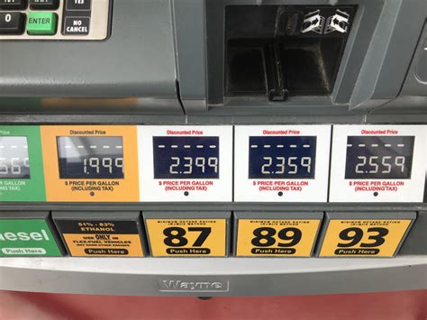 See at BP. BP recently shuttered its old awards program and instituted BPme, an app-based gas rewards program that allows members to save 5 cents per gallon at any of its 7,200 locations. As long .... 