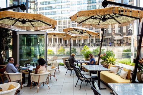 Highest-rated restaurants with outdoor seating in Chicago, according to Yelp